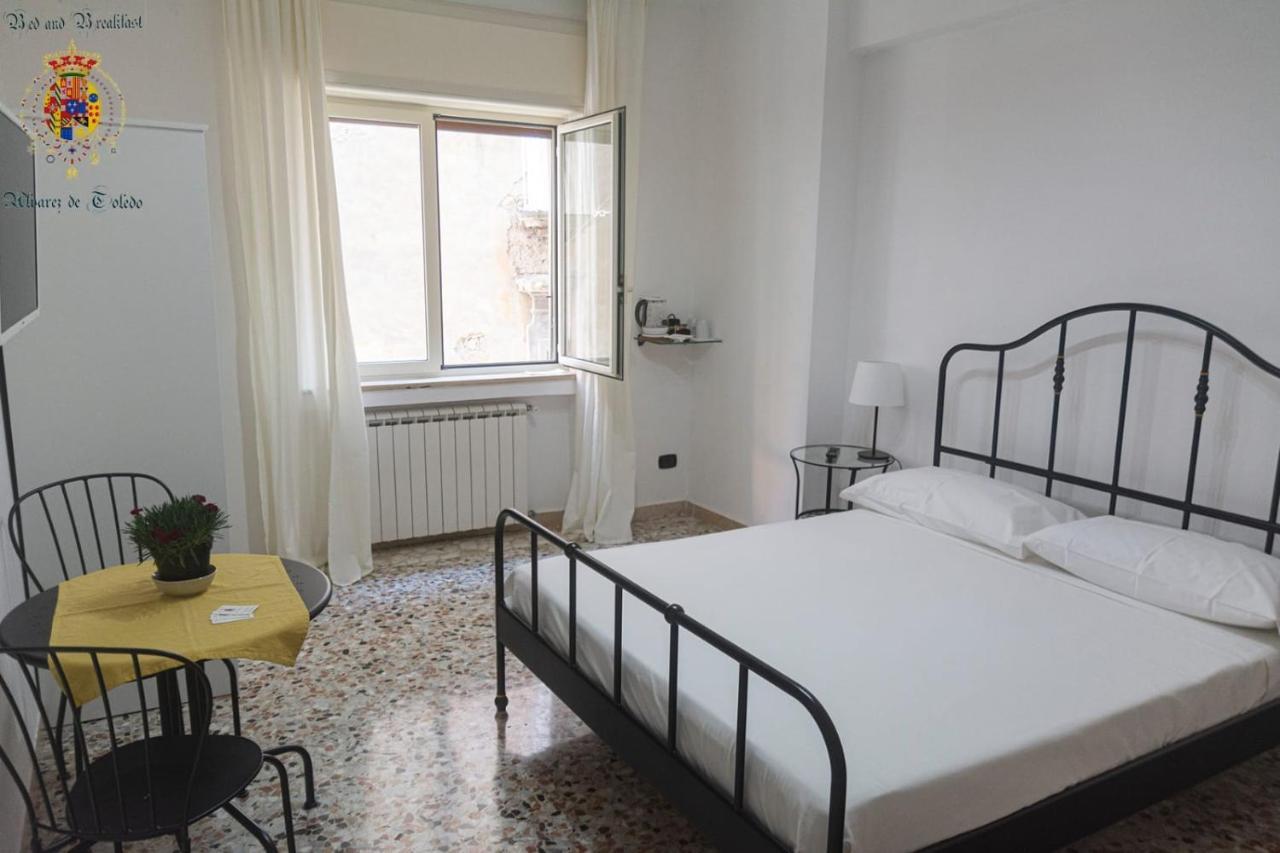 Alvarez De Toledo Bed & Breakfast Napoli Ngoại thất bức ảnh