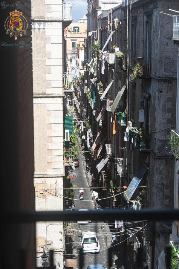 Alvarez De Toledo Bed & Breakfast Napoli Ngoại thất bức ảnh
